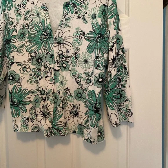 Van Heusen - Picture 4 of 5